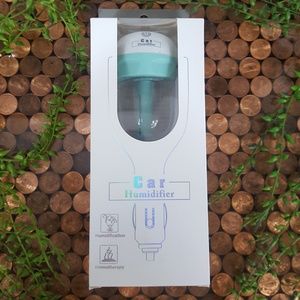 Car Air Humidifier and Aromatherapy Essential Oil